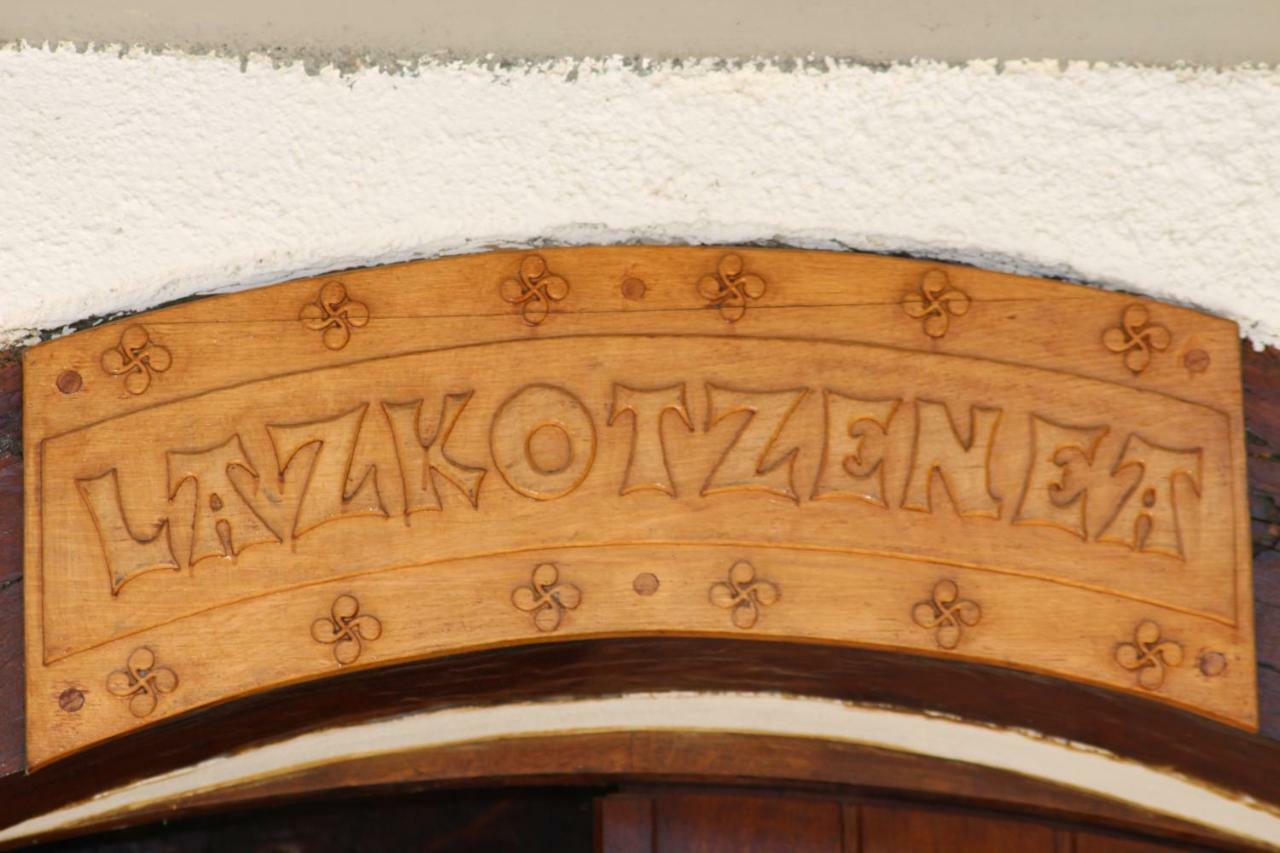 Lazkotzenea Pension Mezkiriz Buitenkant foto